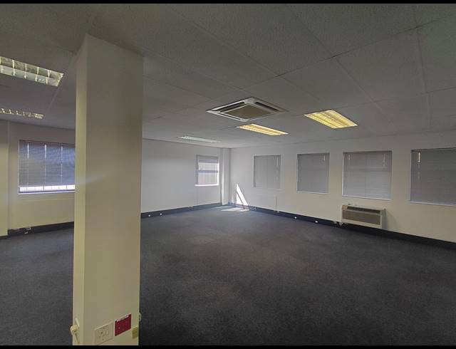 360M² OFFICE TO LET IN BRYANSTON